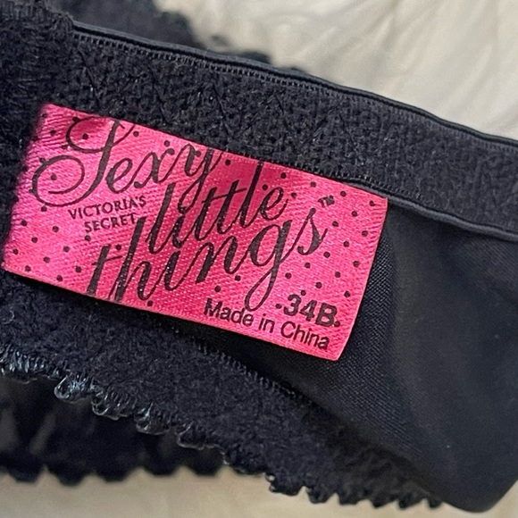 34B VS Victoria’s Secret Sexy little things Pink heart Bra & ruffle garter skirt - Picture 10 of 14